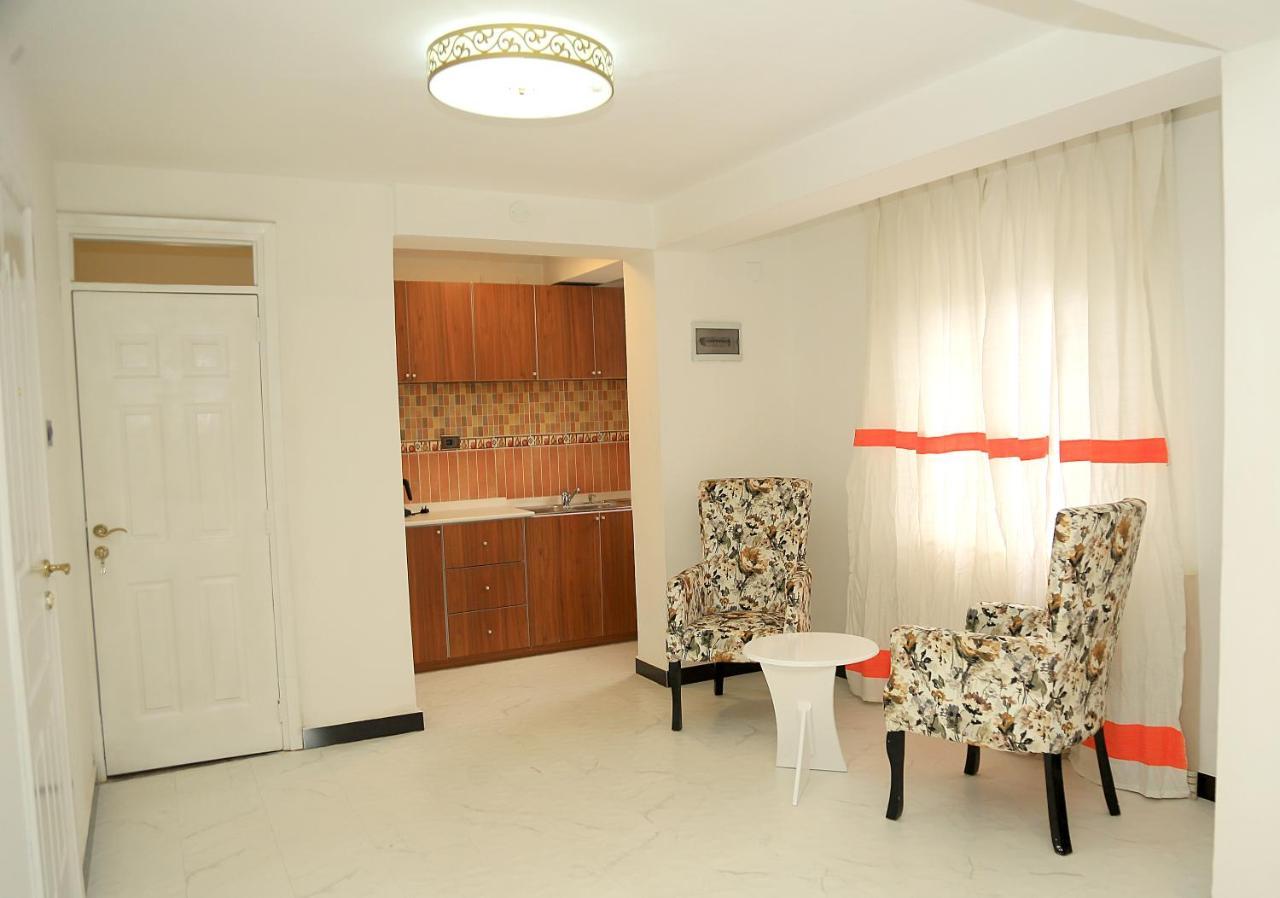 Abat Guest House Addis Ababa Dış mekan fotoğraf