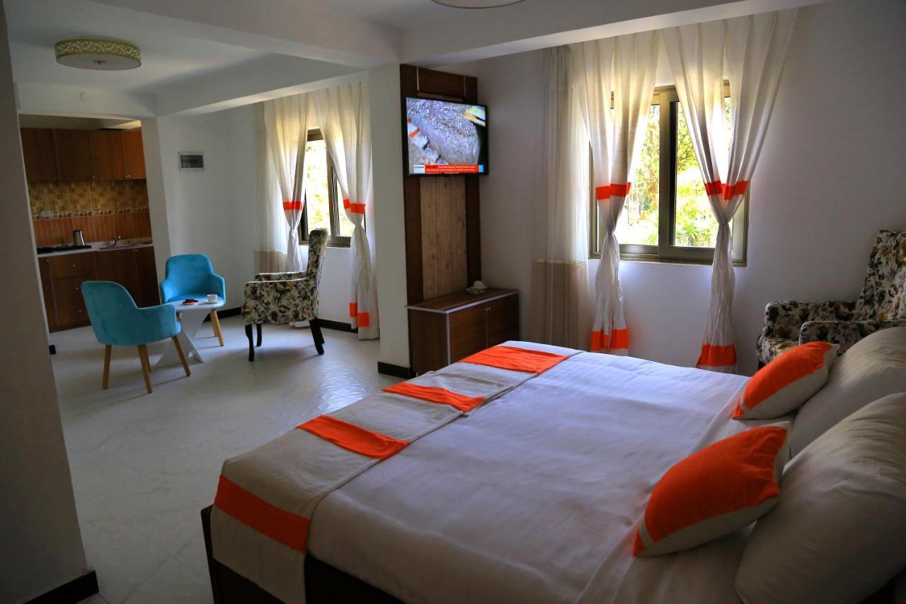 Abat Guest House Addis Ababa Dış mekan fotoğraf