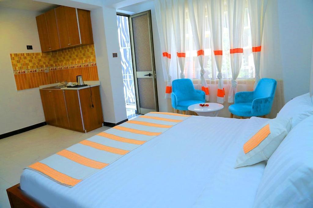 Abat Guest House Addis Ababa Dış mekan fotoğraf